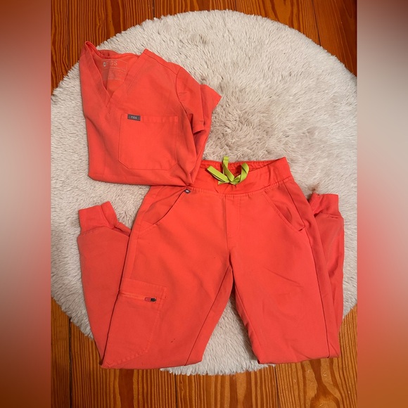 Figs - Picture 2 of 3